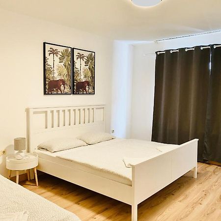 Tm Aparts Dortmund Exteriér fotografie A bedroom